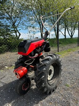 Rotavator s vlečkou a príslušenstvom - 7