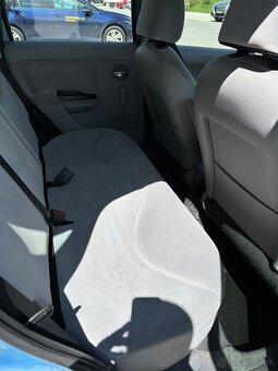 Predám Citroën C3 1.1 Benzín - 7