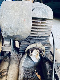 Cezeta 501 skúter ČZ kryt motor valec hlava - 7