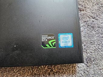 NEFUNKCNY, NEKOMPLETNY Dell Inspiron 15 Gaming - 7