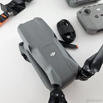 DJI Air 3 - 7