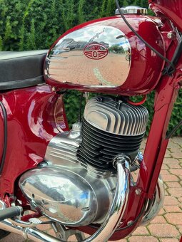 JAWA 250 - 7
