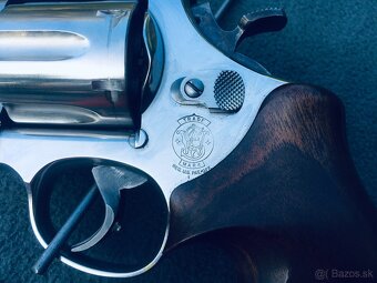 Revolver Smith&Wesson .44 Magnum - 7