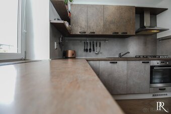 ŠTÝLOVÝ 3-IZB. BYT s veľkou TERASOU priamo pri CENTRE - 7