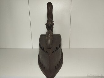 Atypická sběratelská žehlička DRAK s hvězdou - 7