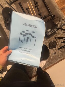 Predám elektronickú bicu súpravu - 7