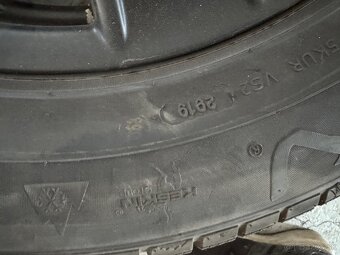 5x130 r17 kolesa touareg zimne - 7