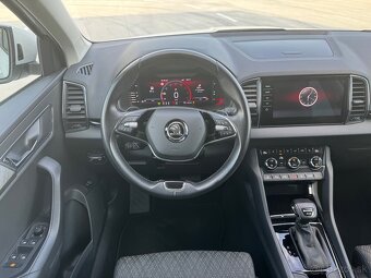 ŠKODA KAROQ 2,0 TDI STYLE 4x4 / VIRTUAL / MATRIX / AMBIENT - 7