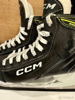 Chlapcenske korcule CCM EUR 37,5/23,5 cm - 7