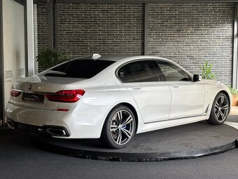 BMW Rad 7 730d xDrive A/T - 7