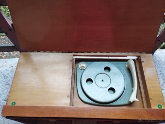 Gramorádio Tesla Barcarola 1009A - 7