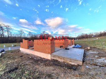 ADOMIS - predáme 4izbový bungalov 516m2, Šarišské Bohdanovce - 7