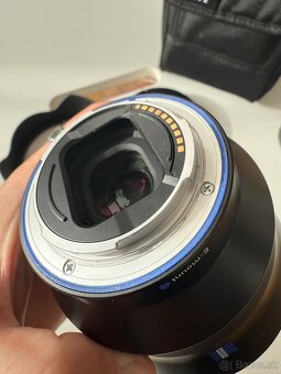Zeiss Batis 18mm f2.8 - 7