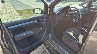 VW TOURAN 2.0 TDI 103kW - 7