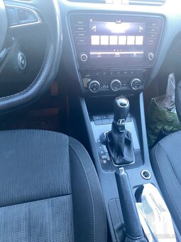 Predám skoda octavia led 3 FL facelift 2017/3 1.6tdi dsg - 7