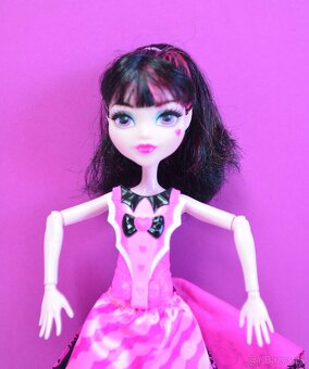 Monster High bábiky Draculaura, Spectra - 7