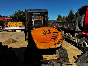 JCB 8056 - 7