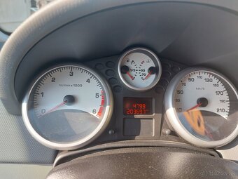 Peugeot 207 - 7