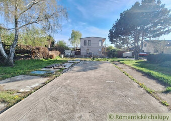 Stavebný pozemok v kľudnej časti podunajskej obce Kravany - 7