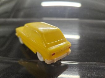 Stare hracky,auta - 7