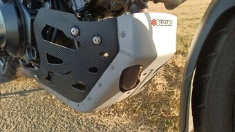 Suzuki V-Strom DL 1000 XT - 7