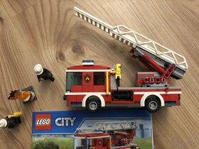 Lego CITY 60107 - Hasičské auto s rebríkom - 7