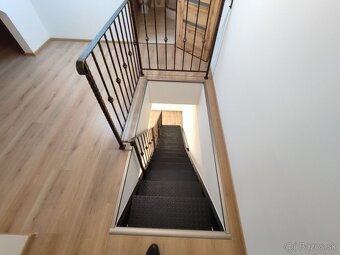 Prenájom obchdno kancelárske priestory v centre mesta. - 7