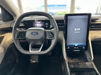 Ford Explorer EV EXT (77kW) 286k (210kW) RWD - 7