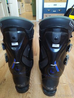 Lyžiarska výstroj - 7