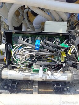 OPRAVA VÍRIVKY A SAUNY - 7