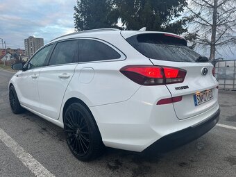 Hyundai i30 CW AUTOMAT 1.6 CRDi 85kw Diesel SR vozidlo - 7