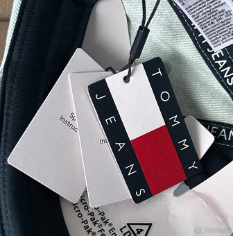 Šiltovka Tommy Jeans - 7