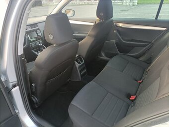 PREDÁM ŠKODA OCTAVIA 1.6 TDI STYLE - 7
