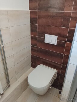 Rezervované 1 izbový byt s parkovacím miestom, NM - 7