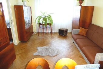Na predaj 3 izbový byt s balkónom a s krásnym výhľadom v LC - 7
