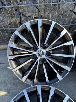 ✅ 5x112 r18 Sirius Kodiaq original - 7