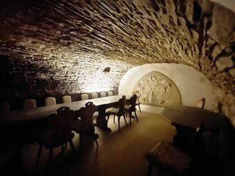 Na predaj penzión v centre KNM (MO) - 7