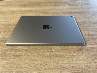 9,7” tablet iPad 6 generácie / 128GB TOP stav - 7