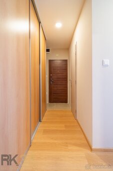Na predaj moderný 2-izbový byt po kompletnej rekonštrukcii - 7