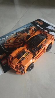 Technic lego 42098 + lego 42093 - stíhame do Vianoc - 7
