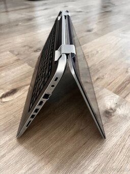 HP Pavilion x360 - 7