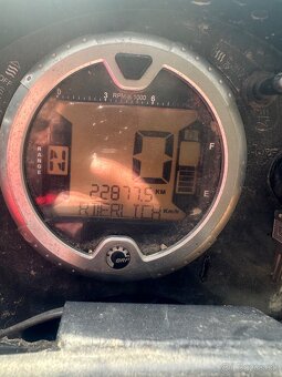 Can am 800 max - 7