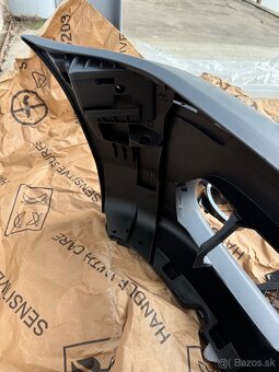 Predny M paket pre BMW E46 sedan, touring - 7