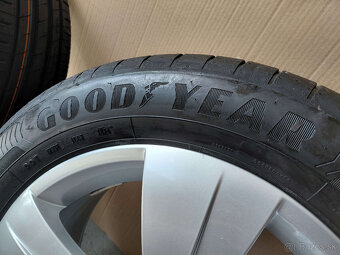 17" Skoda Superb - 215/55R17 - 7