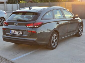 Hyundai i30 CW 1.6CRDi automat - 7