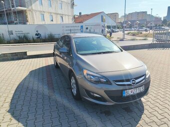 Predám Opel Astra 1.6 CDTI 100kw sedan - 7