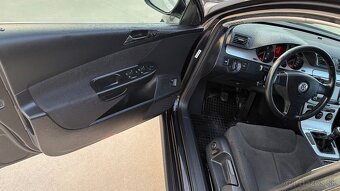 Predám Volkswagen Passat Variant B6 2.0 TDi,103Kw,R.v.2009 - 7