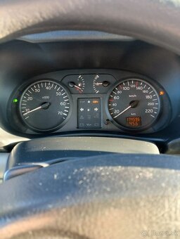 Renault clio 1.2 16v - 7