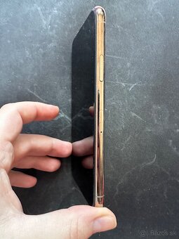 iPhone 11 Pro 64bg Gold - 7