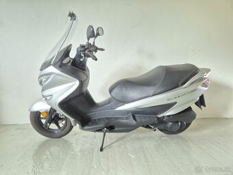 SUZUKI Burgman 200 - 7